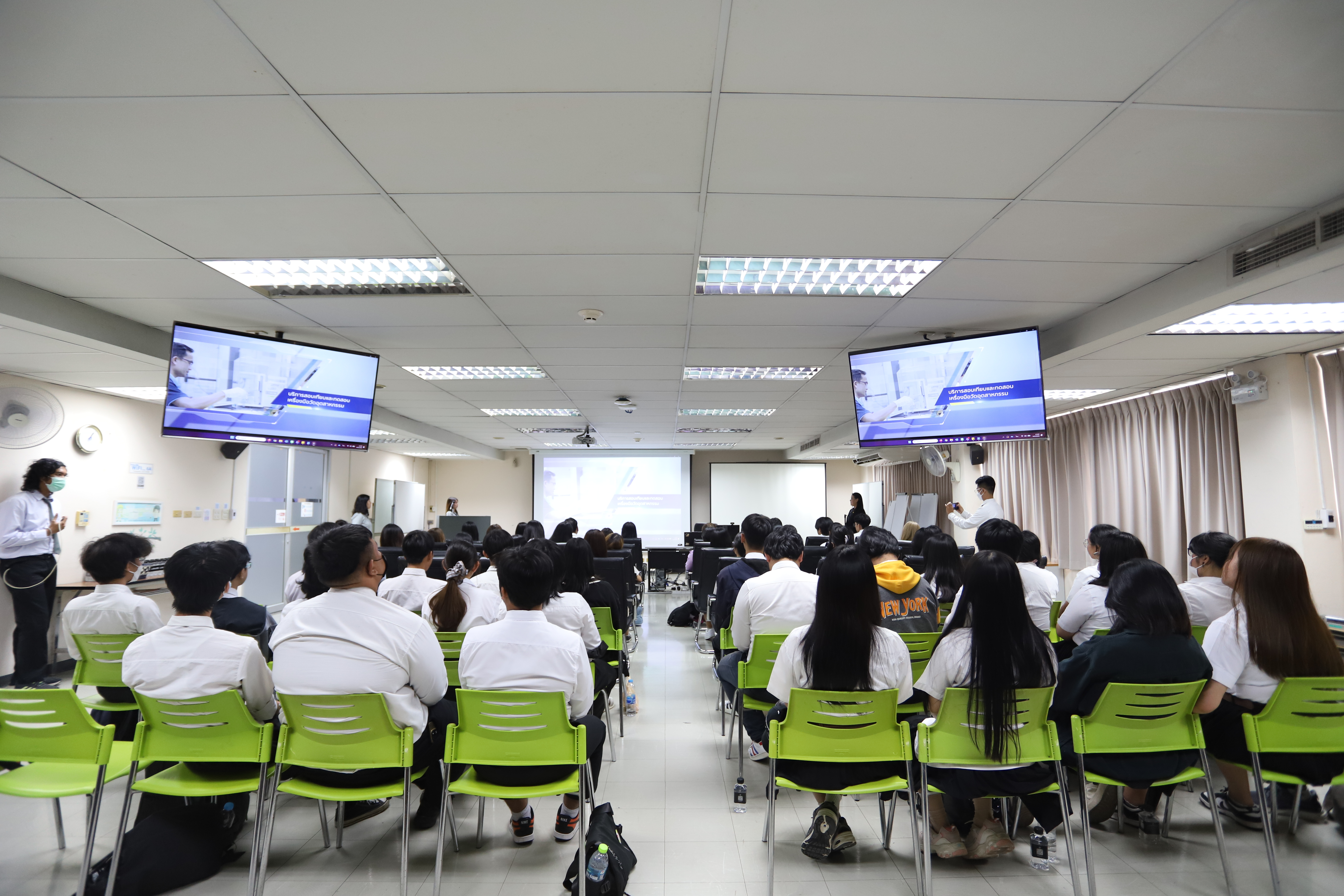 บรรยากาศการบรรยายแนะนำ ส.ส.ท. ให้กับ มหาวิทยาลัยนเรศวร